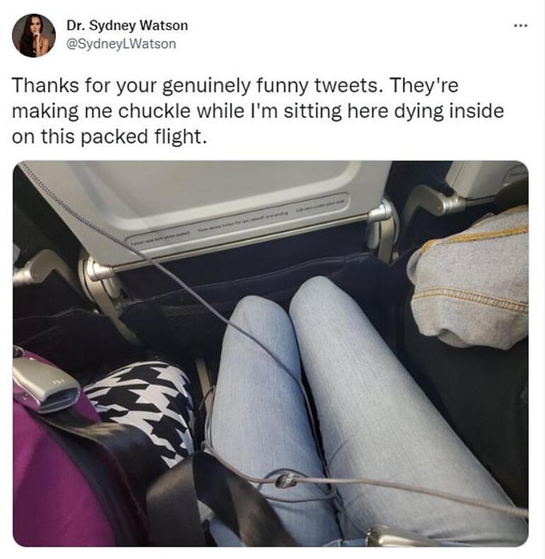 The passenger who was stuck between two people divided the social media into two… Here is the controversial decision of the airline company