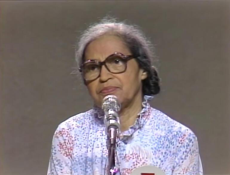 Otobüste yerini vermeyen kadından çok daha fazlası... Milyonların kahramanı gerçek Rosa Parksı gündeme taşıyan belgesel