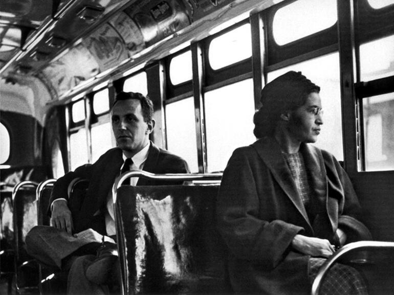 Otobüste yerini vermeyen kadından çok daha fazlası... Milyonların kahramanı gerçek Rosa Parksı gündeme taşıyan belgesel