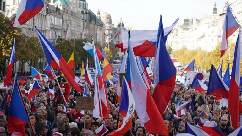Sanctions against Russia in Czech Republic protested