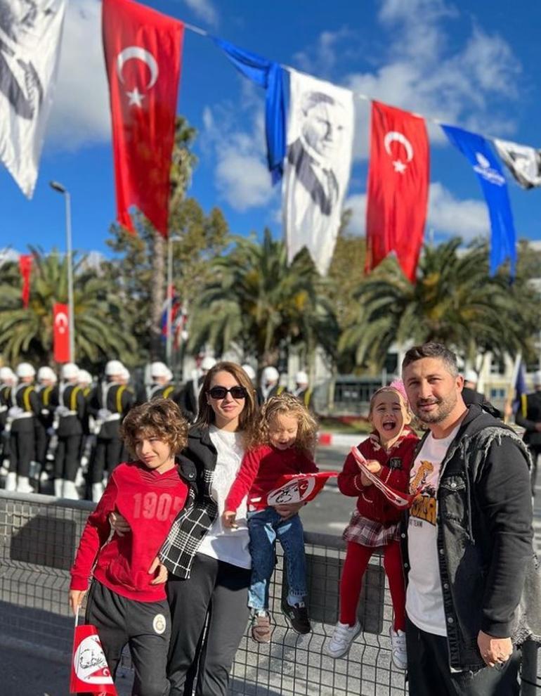 Ünlülerden 29 Ekim mesajları: Yaşasın Cumhuriyet