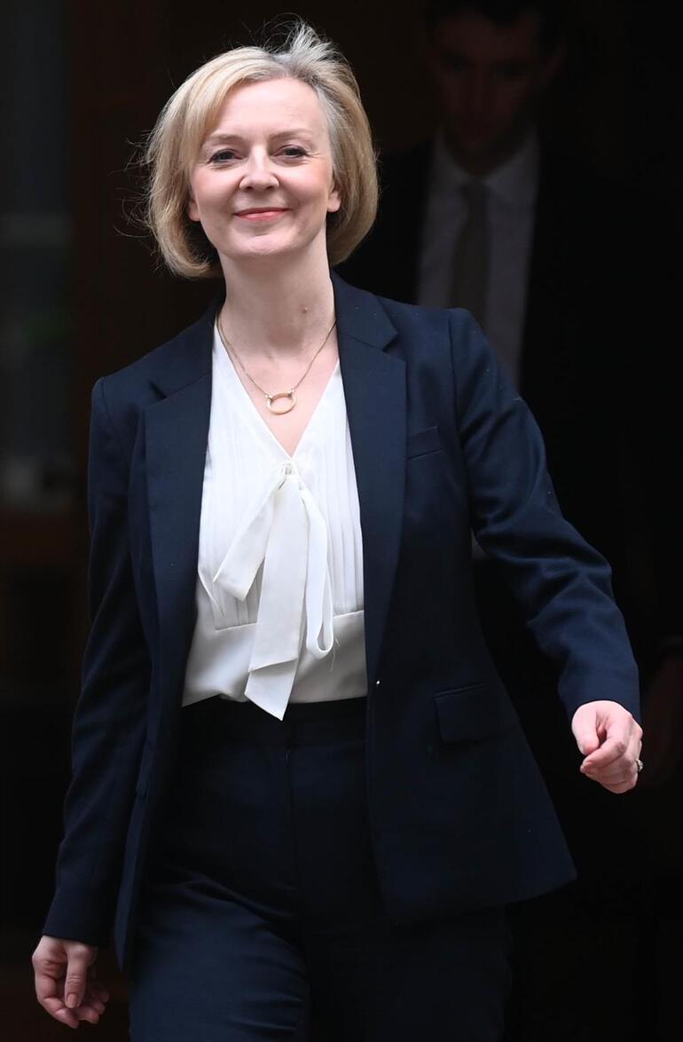 Their leaders are frightened… Their phones are being tapped… After Macron, Mitsotakis, now Liz Truss is in trouble