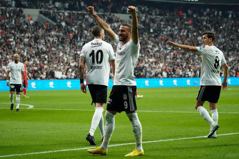 Şenol Güneş increased Beşiktaş's power from the first match He made 5 touches to the team at once...