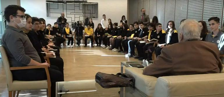 İlber Ortaylıdan Demirören Medya Mesleki ve Teknik Anadolu Lisesine ziyaret