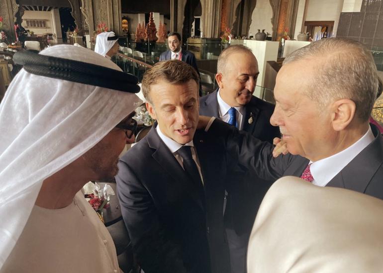 Cumhurbaşkanı Recep Tayyip Erdoğan, G20 Liderler Zirvesi’nde Suudi Arabistan Veliaht Prensi Muhammed Bin Selman ile görüştü
