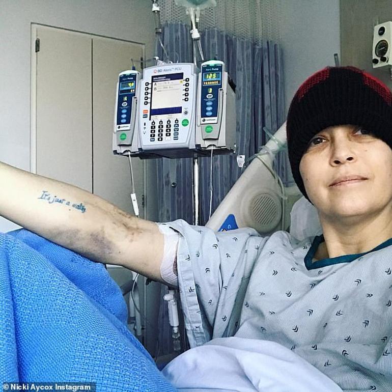 Ünlü oyuncu Nicki Aycox kanserle savaşını kaybederek 47 yaşında hayatını kaybetti