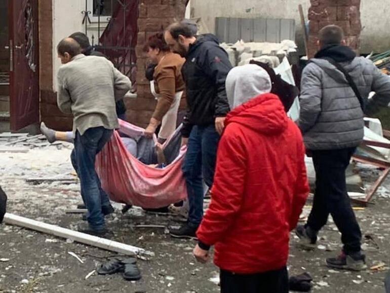 Son dakika: Kievde peş peşe patlama sesleri: 3 ölü, 6 yaralı