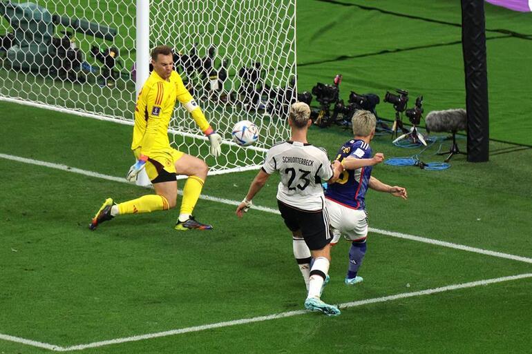 Dünya Kupasında Almanya - Japonya maçına damga vuran anlar Rüdiger dalga geçti, Takuma Asano pişman etti... Gol sevinci Beşiktaşa transfer mesajı mı