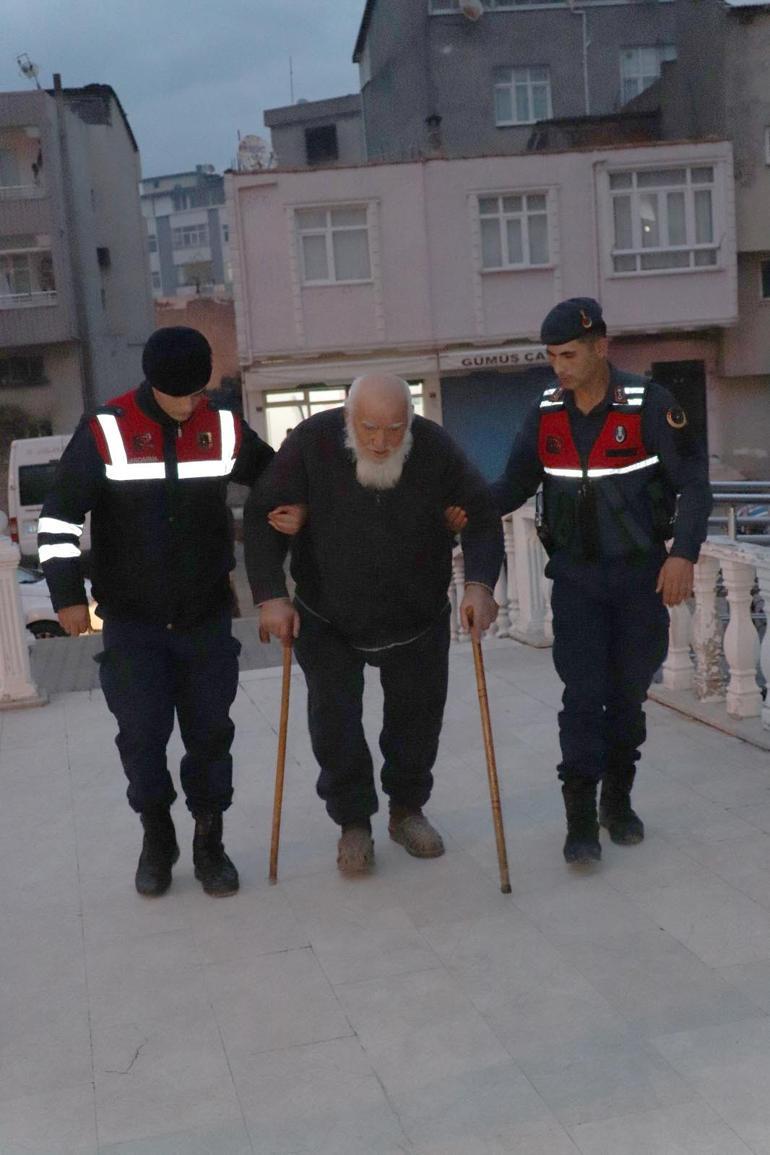 Oğlunu öldüren 95 yaşındaki baba tutuklandı Her şeyi itiraf etti