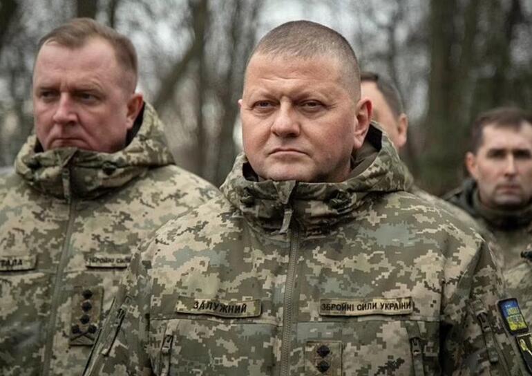 200 bin kişilik ordu hazırlandı, yeni yılda büyük savaş Ukraynadan peş peşe açıklamalar...