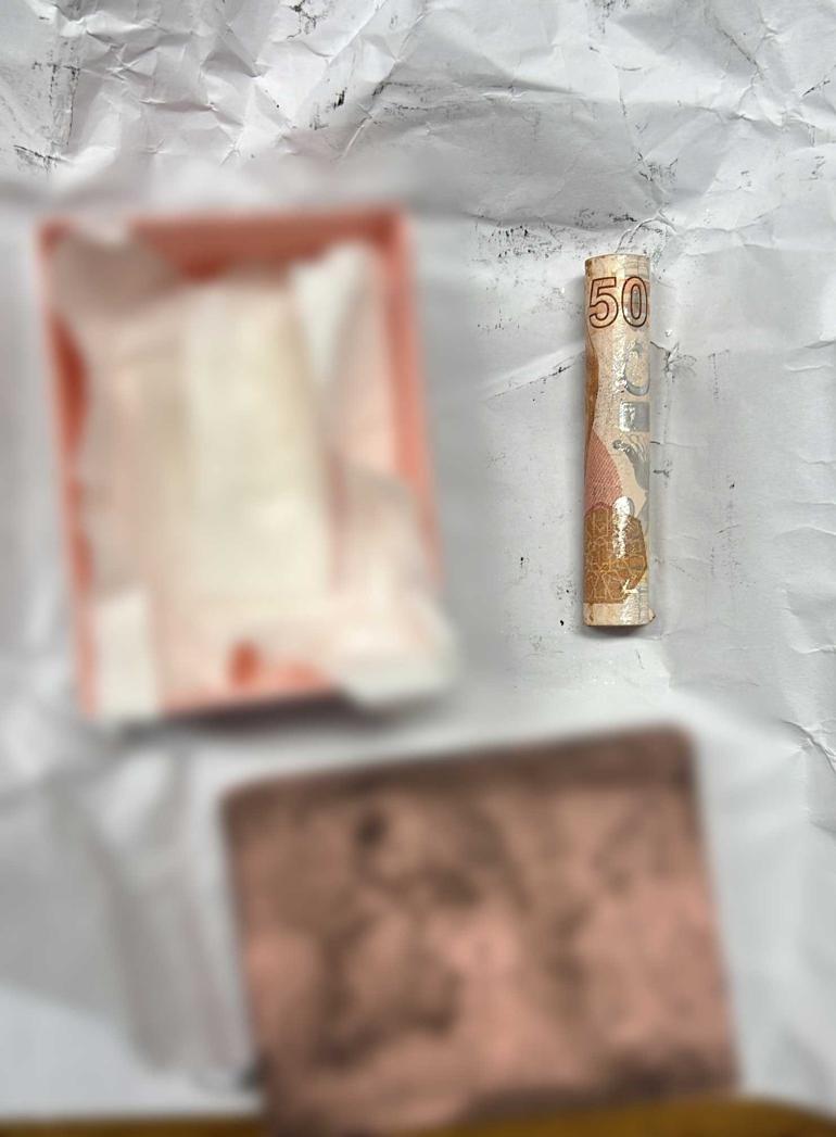 Etilerde Ciciş Kardeşlerin evine şok baskın Polisi görünce pencereden attı