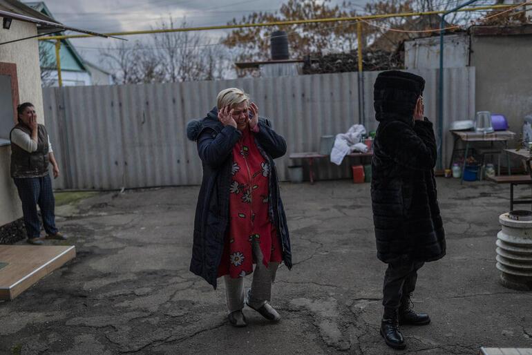 Xersonda intensiv artilleriya hücumu: Ukrayna vətəndaşları şəhəri tərk edir