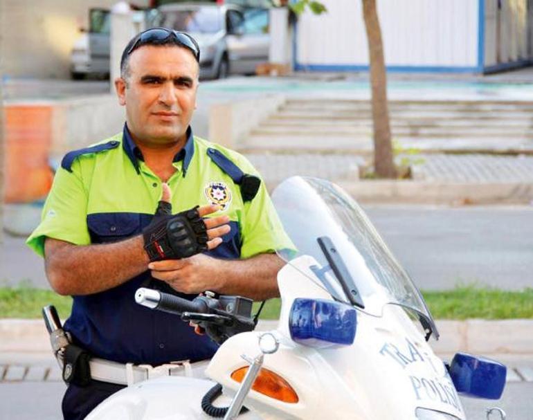 Şehit polis memuru Fethi Sekin, mezarı başında anıldı