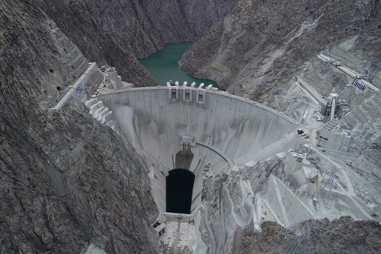 Bakan Kirişci: Yusufeli Barajı ve HES, Türkiye Yüzyılına enerji katacak