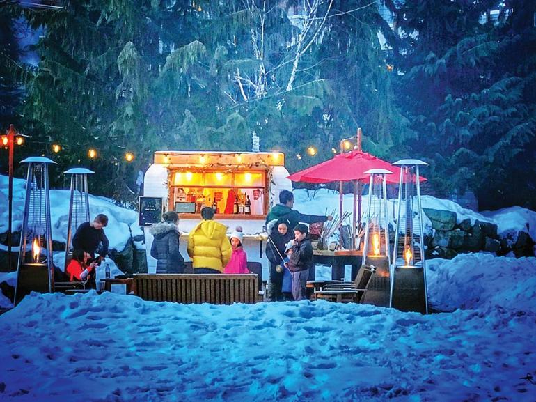 'La neve sta cadendo', è ora di sciare