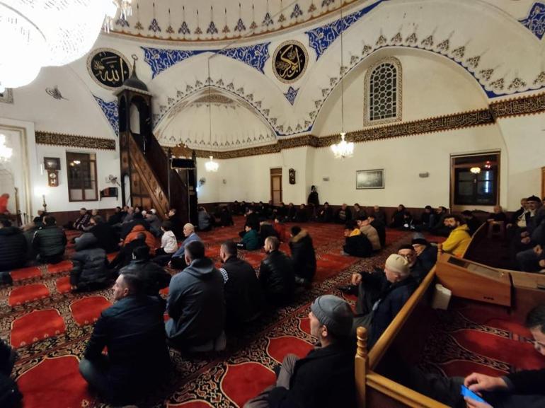 Ayasofya Camiinde Kandil coşkusu
