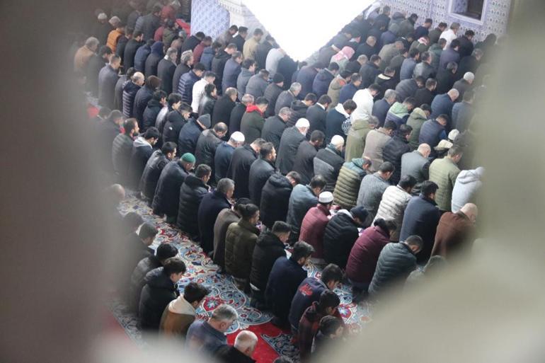 Ayasofya Camiinde Kandil coşkusu
