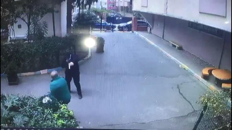 10 milyon liralık gasp kamerada Payına düşen parayla lüks araç aldı