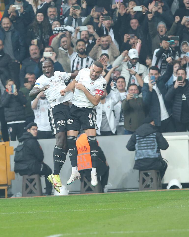Beşiktaşta Cenk Tosun, Alanyaspor maçıyla zirveye yerleşti Şenol Günel ile çok farklı, yıllar sonra gelen sevinç...