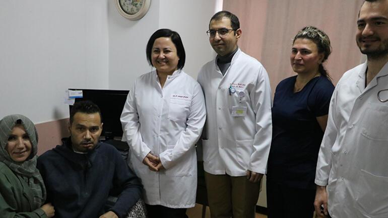 Zonguldakta çenesindeki tümör alındı, eksik kalan yere bacağından kemik konuldu