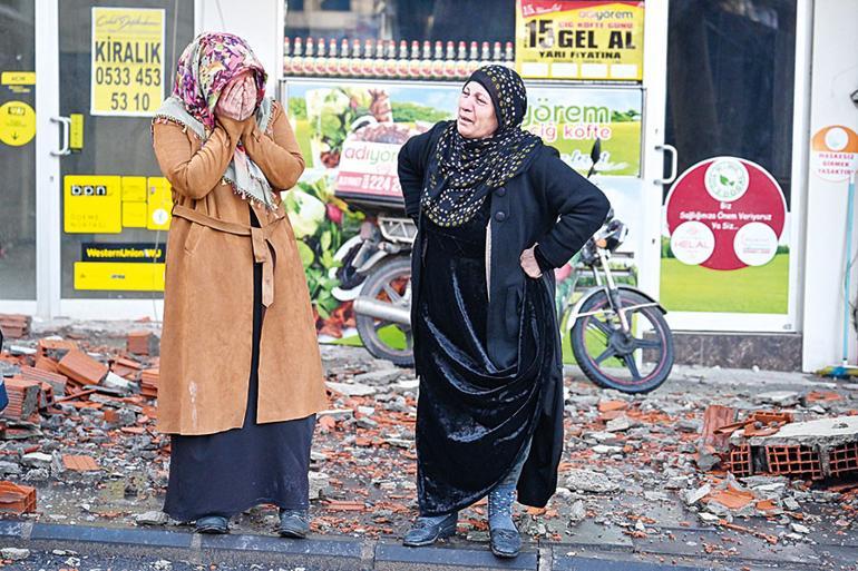 Her köşede ayrı dram