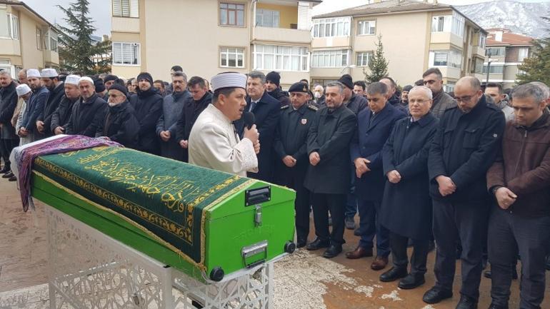 Bu acının tarifi yok 8 aylık hamile olan Sevde, enkaz altında hayatını kaybetti