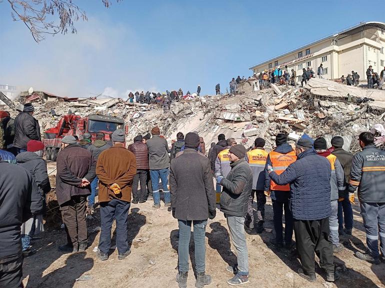 Son dakika... Türkiyeyi sarsan afette altıncı gün: Deprem felaketinde can kaybı 20 bin 665... Dakika dakika bölgelerimizden anlık bilgiler