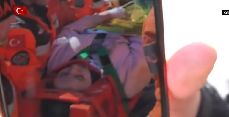 Son dakika: Depremde 248. saatte bir mucize daha Kahramanmaraşta 17 yaşındaki Aleyna sağ kurtarıldı