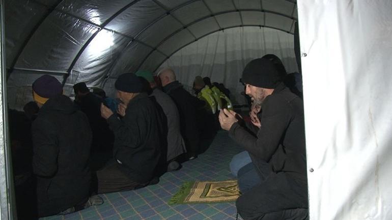 Miraç Kandilinde depremzedeler için dua edildi