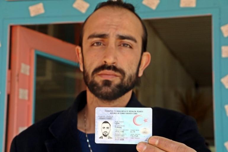 Ailesini depremde kaybetti, e-Devlete girince gözlerine inanamadı Tekrar hayata döndüm