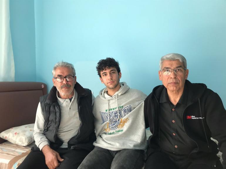 Enkazda 63 saati anlattı... Bu hareketi hayatını kurtardı