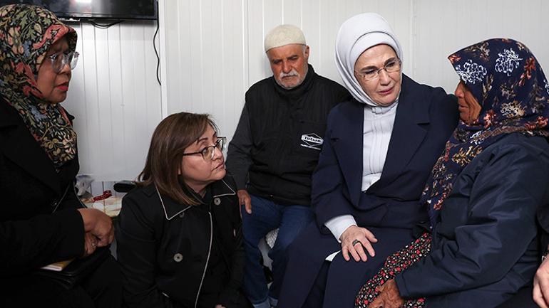 Emine Erdoğan, BM Habitat İcra Direktörü Sharif ile deprem bölgesine gitti