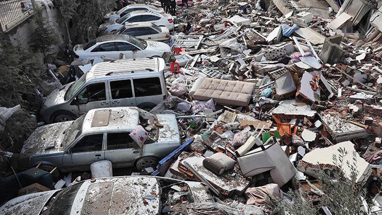 Yeni binalara güvenilebilir mi İTÜ heyeti depremde ön rapor hazırladı