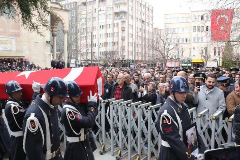 Şehit Pilot Albay Adalıoğlu, son yolculuğuna uğurlandı