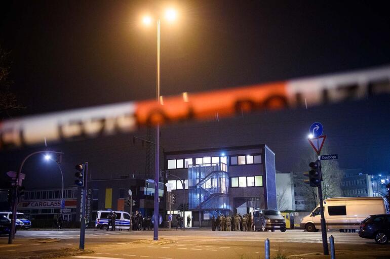 Hamburg’da kiliseye silahlı saldırı: 6 ölü, 8 yaralı