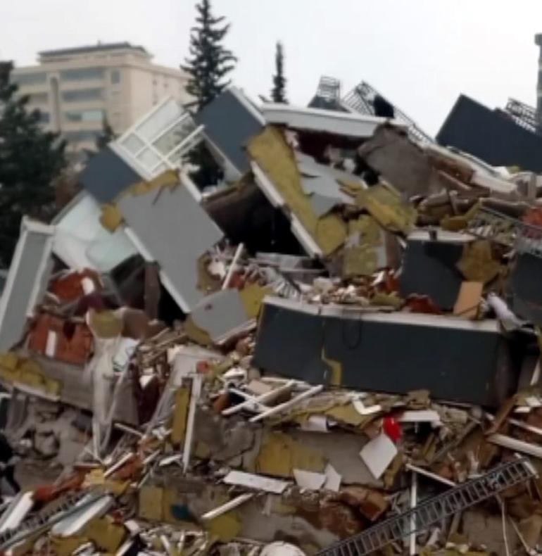 Kahramanmaraşta 36 kişinin hayatını kaybettiği apartmanda kesilmiş kolon tespit edildi