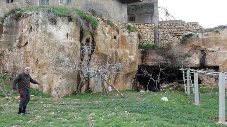 Mardinde şaşkına çeviren yapı 3 odalı mağara üzerinde 3 katlı bina