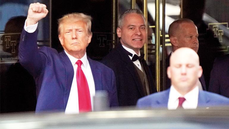Keçmiş prezident Tramp müttəhimdə