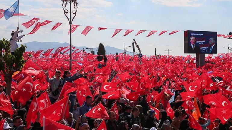 Cumhurbaşkanı Erdoğandan muhalefete tepki: Bu öyle bir masa ki, 7 ayağı birbirine dolaştı