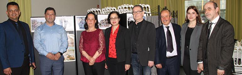 Antakyalılar depremzedeler için bir araya geldi