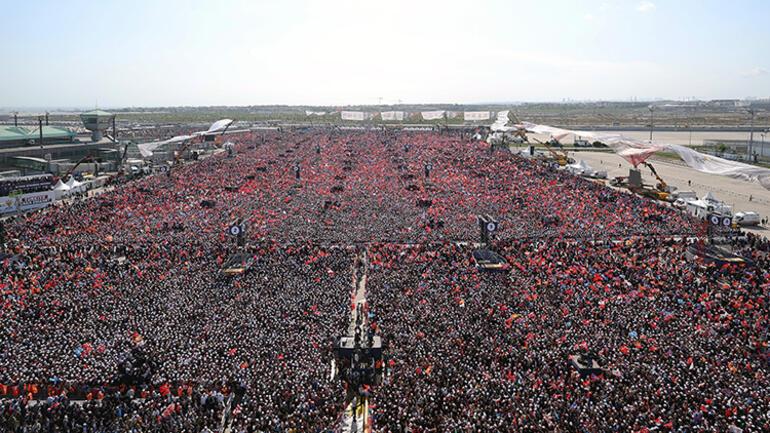 AK Partinin Büyük İstanbul Mitingine rekor katılım: 1 milyon 700 bin kişi