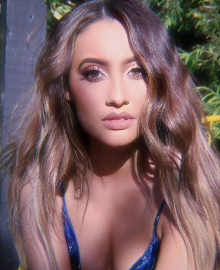 Selena Gomeze böbreğini bağışlayıp hayatını kurtarmıştı: Şimdi hayranlarından ölüm tehdidi alıyor