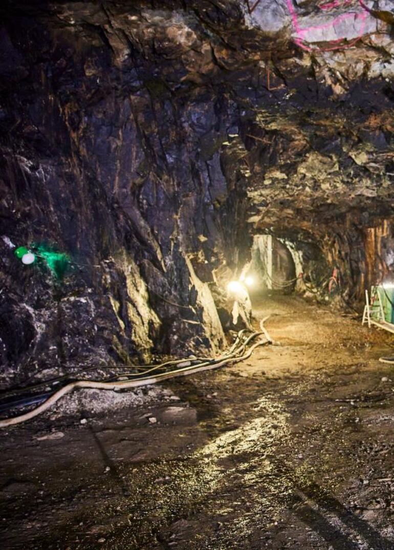 İsveç’te kentin altındaki mağaralar sıcak suyla dolduruluyor