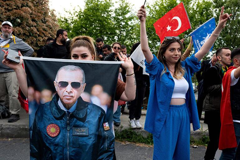 Dünyanın gözü Türkiyede: Erdoğan meydan okudu... Seçim haritası Yunanistanı karıştırdı