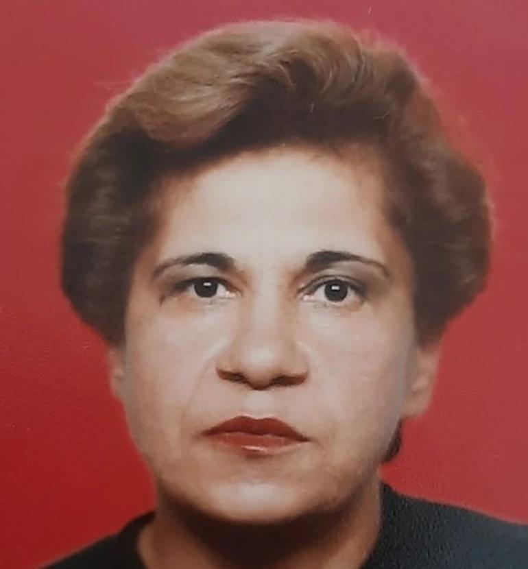 Şarkıcı İzelin annesi Habibe Çeliköz hayatını kaybetti