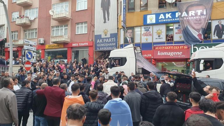 Türkiyenin dört bir yanında seçim kutlamaları başladı