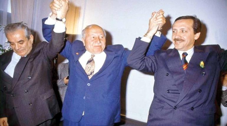 30 yıldır siyasete damga vuruyor