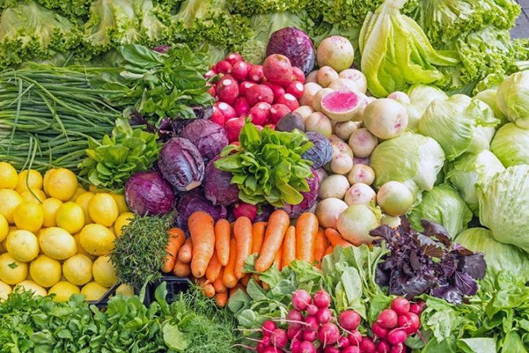 Mutlu insanlar mı sebze yer yoksa sebze yemek mi mutlu eder Hangi sebze ve meyveleri tüketmek daha etkili