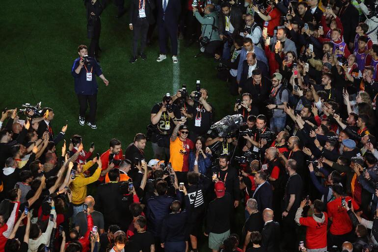 Fenerbahçe Başkanı Ali Koçun sözleri, Abdülkerim Bardakcıyı Galatasaraya getirdi | Okan Buruku Beşiktaş derbisi kurtardı