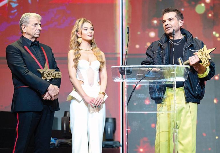 Power Müzik Ödülleri sahiplerini buldu